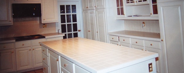 Should I Refinish or Replace My Cabinets?